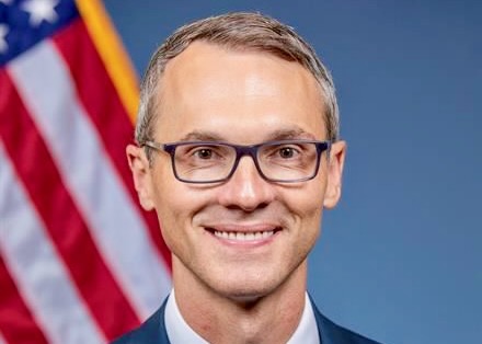 Image for article ​अमेरिकी कांग्रेस सदस्य ने शेन युन परफॉर्मिंग आर्ट्स को उसकी 20वीं वर्षगांठ पर बधाई दी